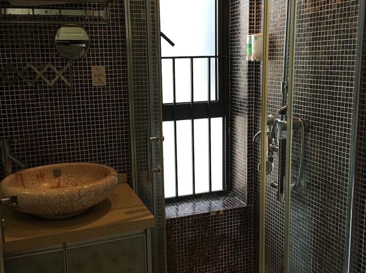 Central International Apartment