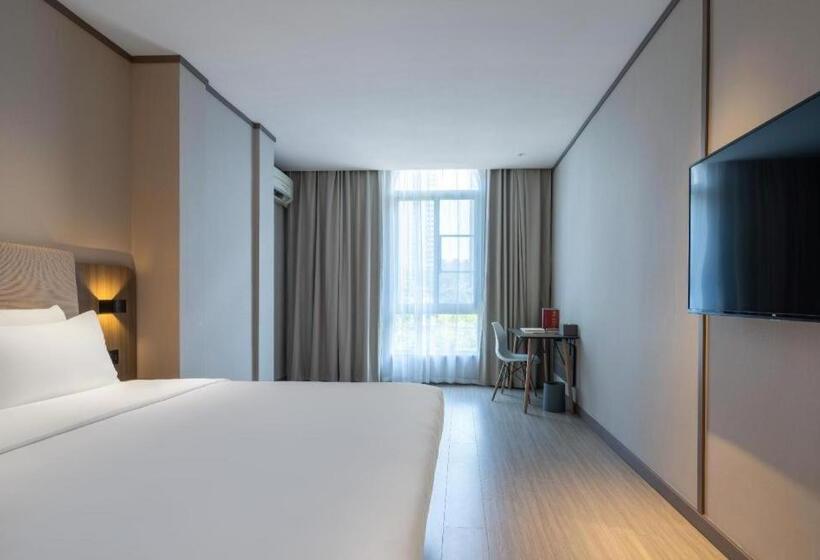 Hanting Hotel Xiamen Wenzao Metro Station