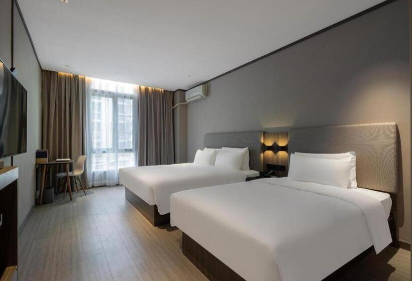 Hanting Hotel Xiamen Wenzao Metro Station