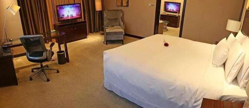 Riviera Hotel Ningbo