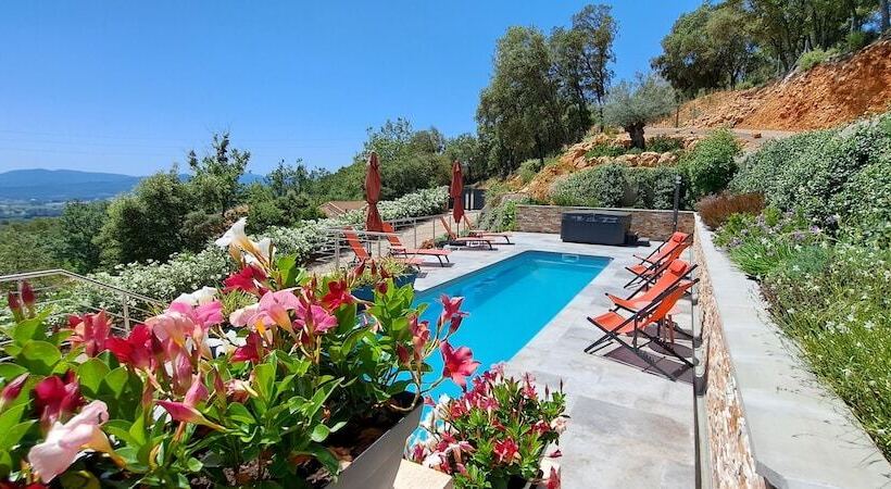 Bed and Breakfast Les Hauts Du Peireguier