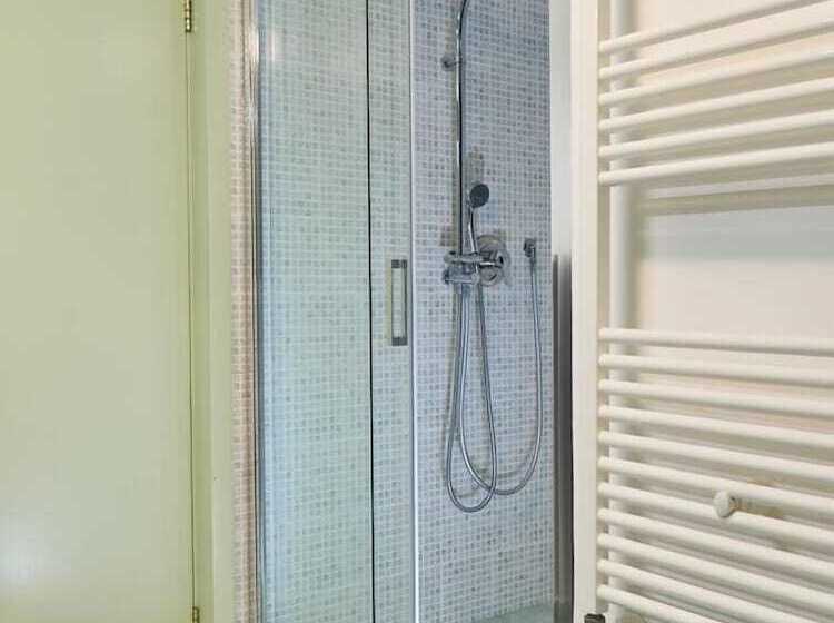 住宿加早餐  Qurchiti