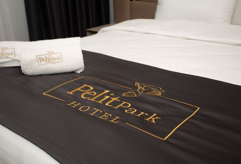 ホテル Pelit Park