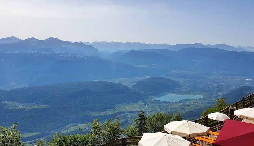 Panoramahotel Penegal