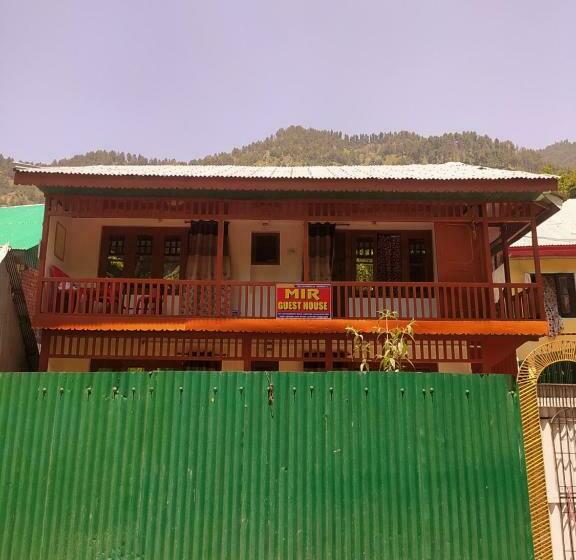 פנסיון Mir Guest House