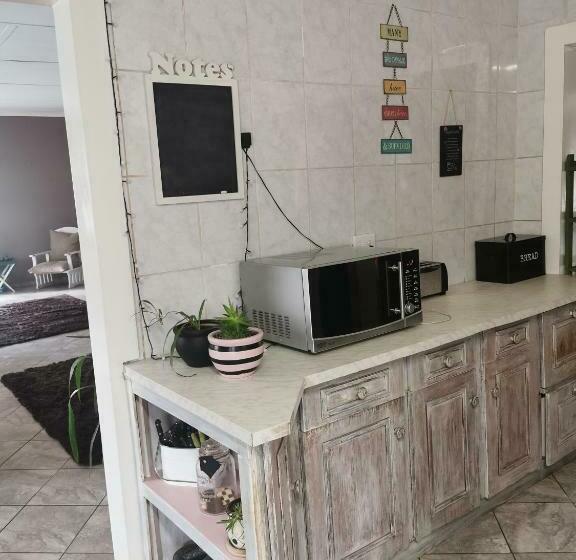 펜션 Vesa Guesthouse