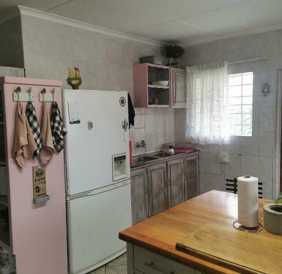 펜션 Vesa Guesthouse