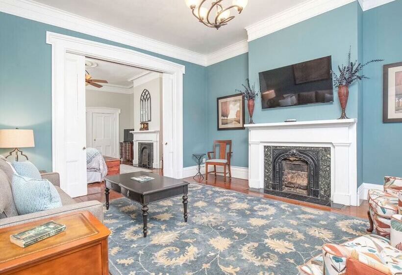 Southern Belle Parlor