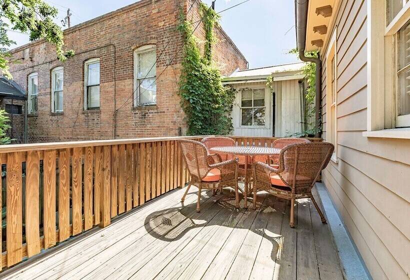 Southern Belle Parlor