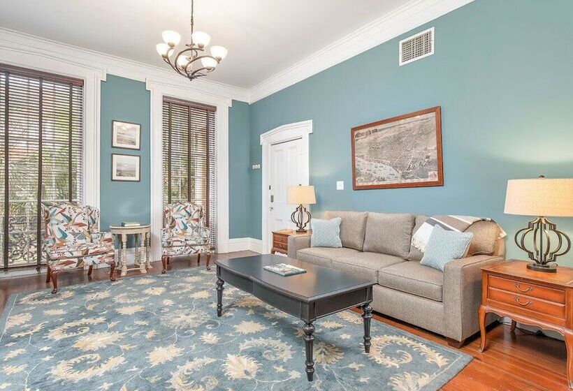 Southern Belle Parlor