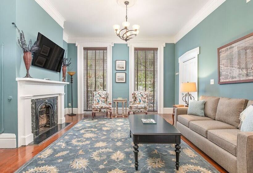 Southern Belle Parlor