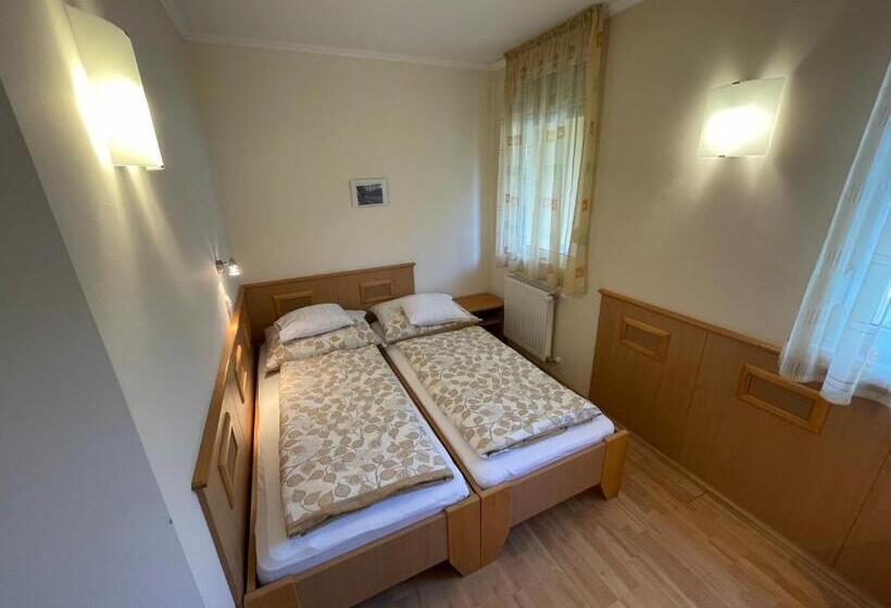 Garda Wellness Apartmanház