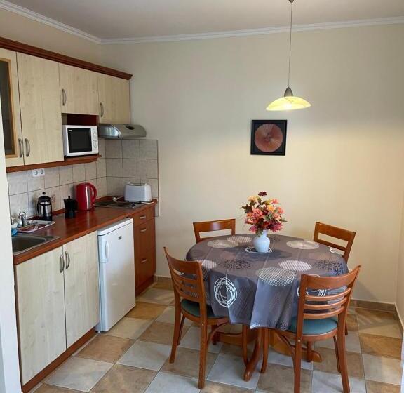 Garda Wellness Apartmanház