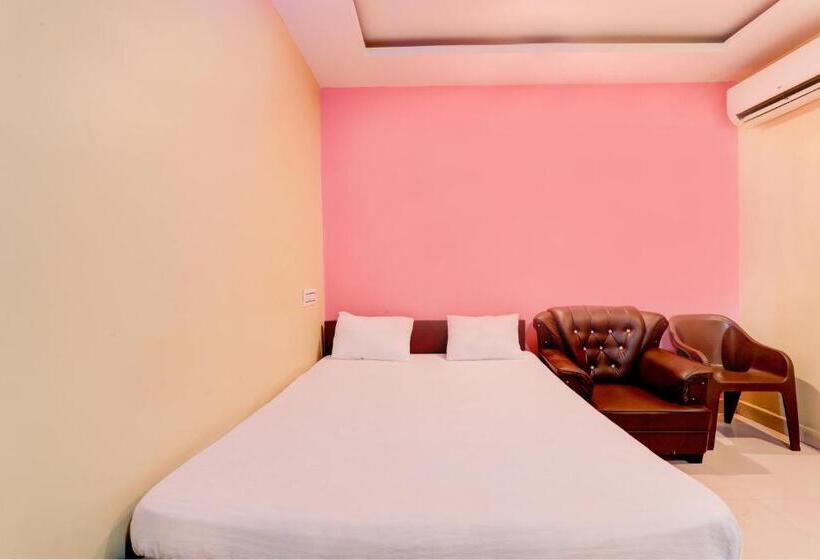 فندق Oyo 89551  Holiday Inn