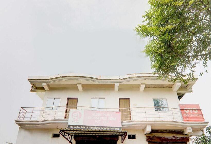 ホテル Oyo 89551  Holiday Inn