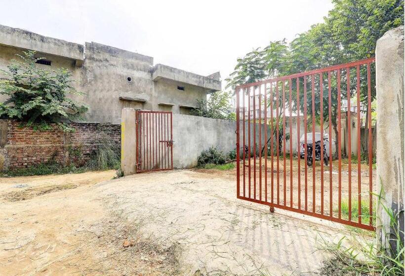 فندق Oyo 89551  Holiday Inn