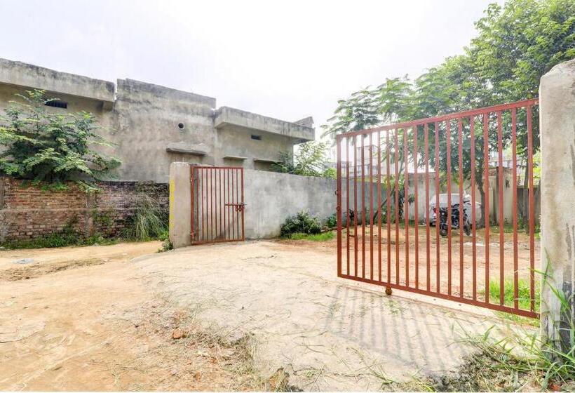 فندق Oyo 89551  Holiday Inn