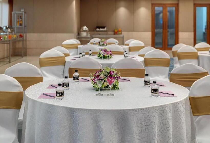 فندق The Fern Residency Turbhe