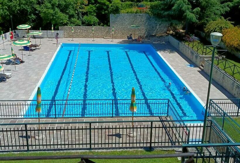 פנסיון Amoroso S House, Affittacamere