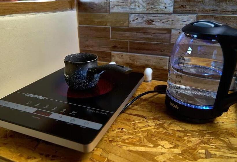 ペンション Aprelategh ապրելատեղ