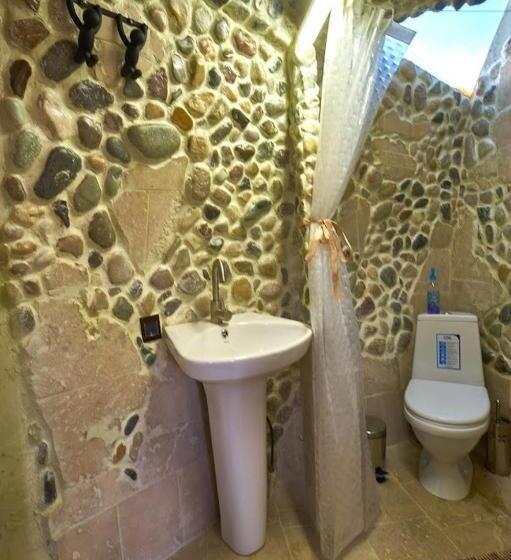 ペンション Aprelategh ապրելատեղ