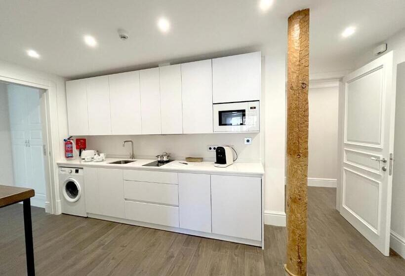 پانسیون Apartamentos El Mirador Del Poeta