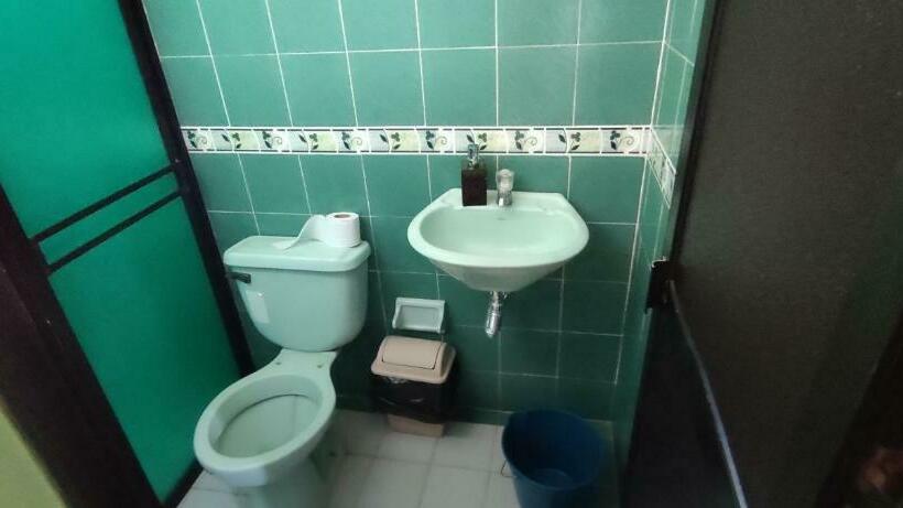 بنسيون Mi Pueblo Natal Aptos Y Habitaciones