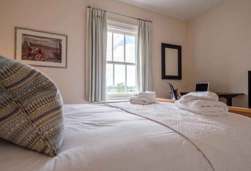 Sunset House, Blythburgh