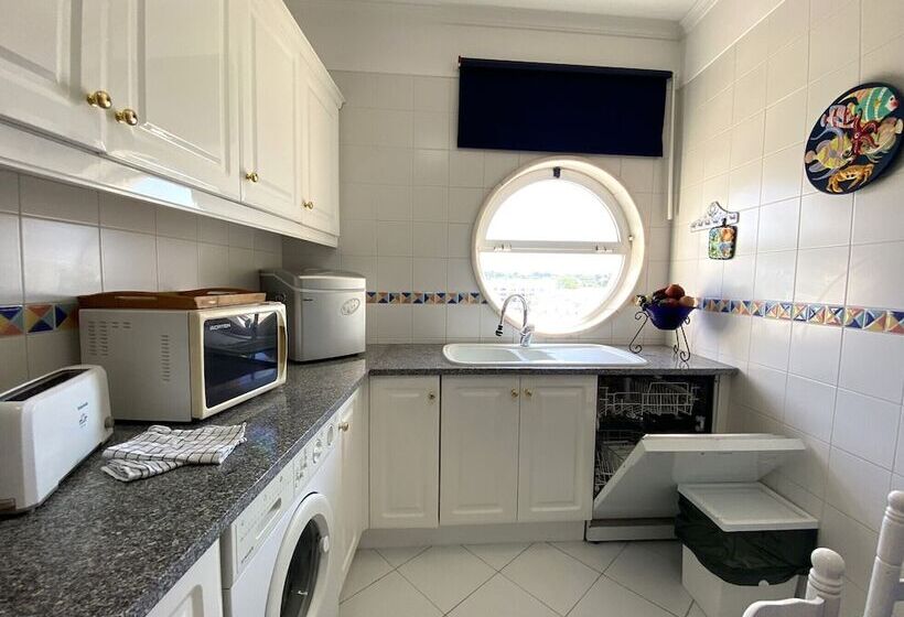 Vilamoura Central 2 With Pool By Homing