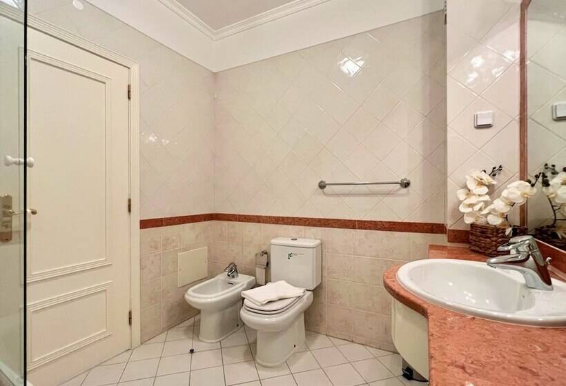 Vilamoura Central 2 With Pool By Homing