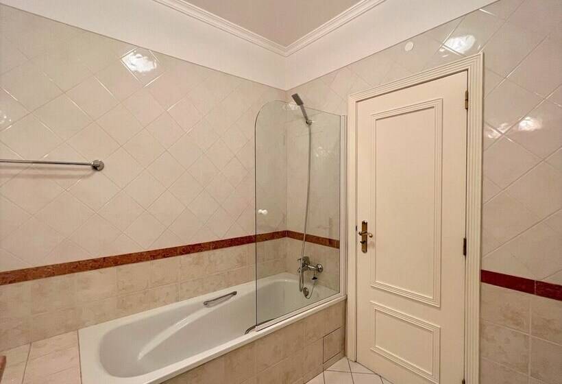 Vilamoura Central 2 With Pool By Homing