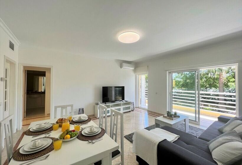 Vilamoura Central 2 With Pool By Homing