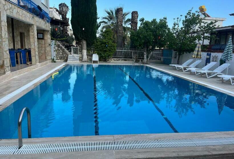 Ada Blue Star Apart Otel