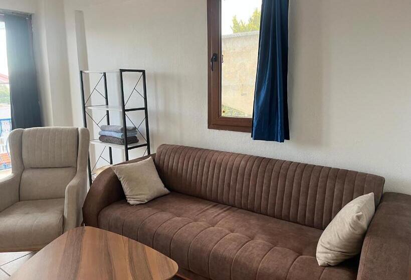 Ada Blue Star Apart Otel