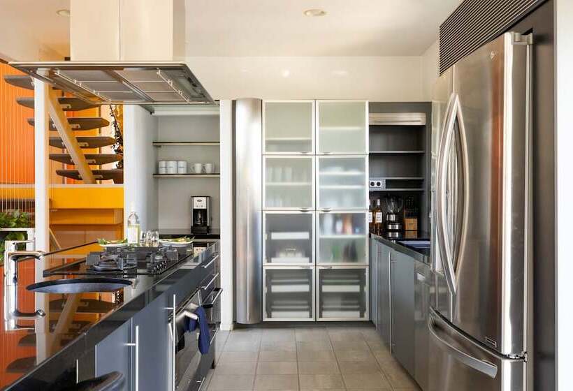 Beachcomber By Avantstay Elegant Modern Estate W Pool Hot Tub Outdoor Dining