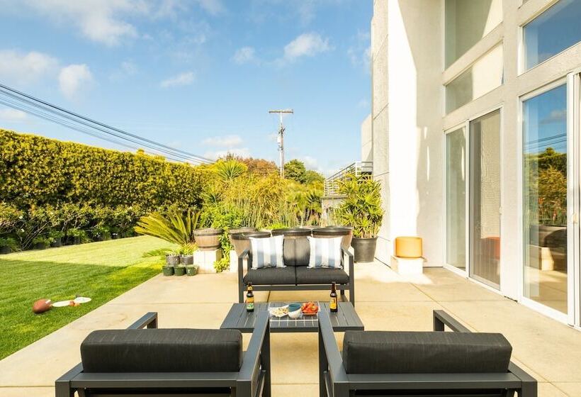 Beachcomber By Avantstay Elegant Modern Estate W Pool Hot Tub Outdoor Dining