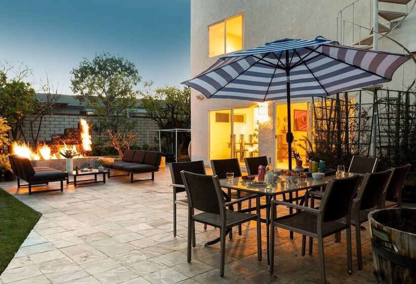 Beachcomber By Avantstay Elegant Modern Estate W Pool Hot Tub Outdoor Dining