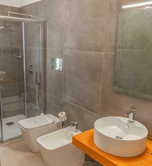 مبيت وإفطار Isgrò Rooms