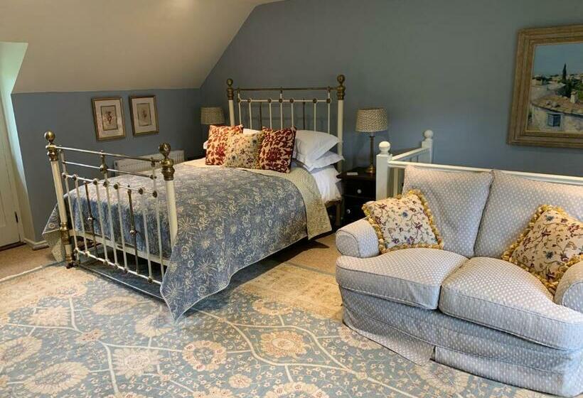 مبيت وإفطار Maplestone