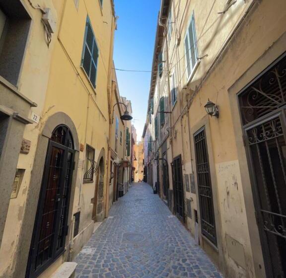 Nocleg ze śniadaniem Off House Borgo Suite, Nettuno   2025 Giubileo