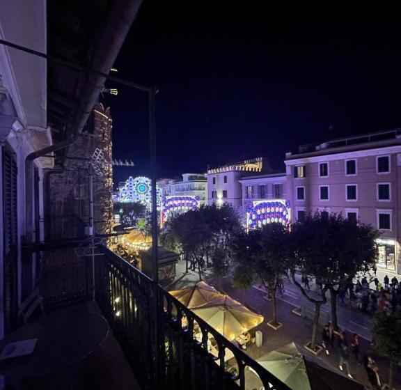 Nocleg ze śniadaniem Off House Borgo Suite, Nettuno   2025 Giubileo