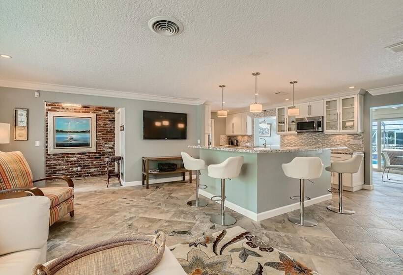 Bimini Breeze Vacation Home