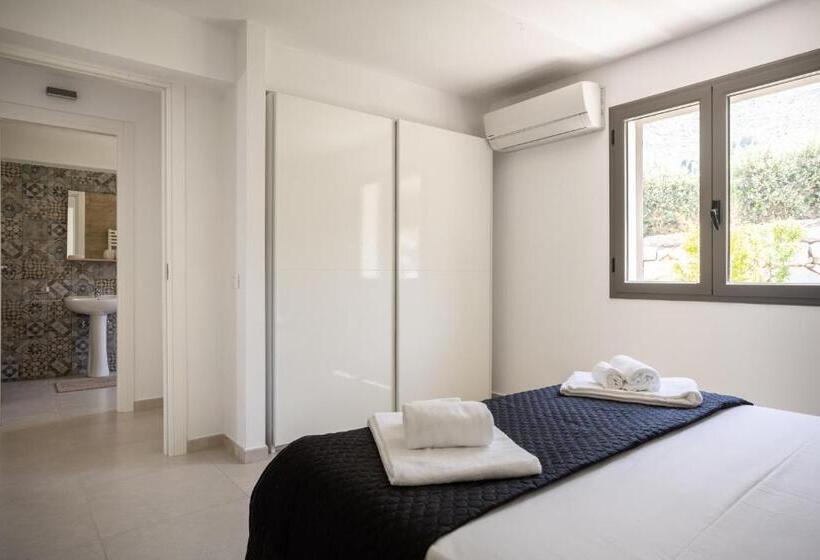 Grande Villa Privata Con Piscina A Scopello