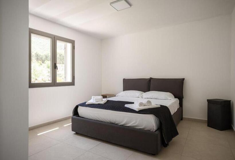 Grande Villa Privata Con Piscina A Scopello