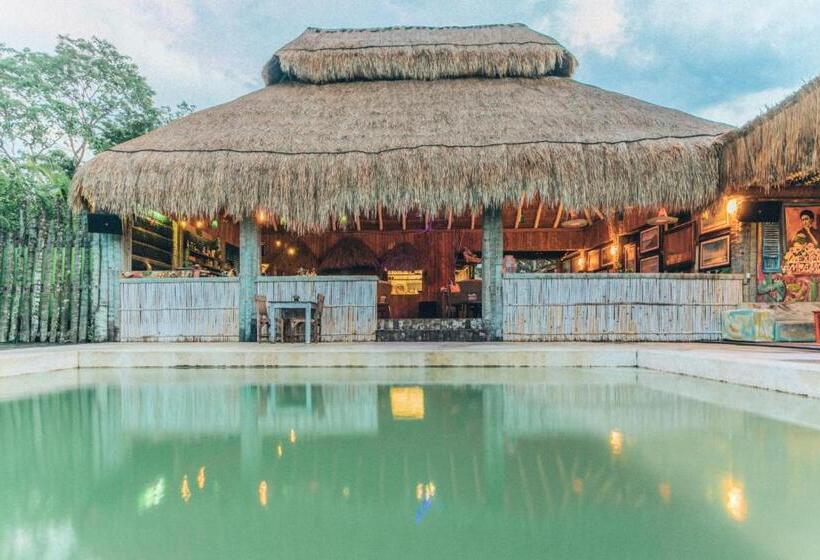 Otel Embajada Universal By La Eufemia Group