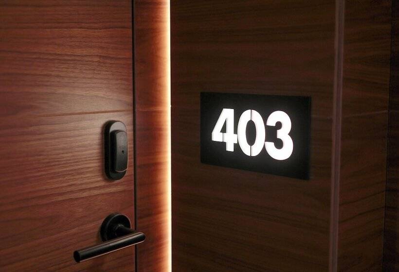 هتل Mypalace León