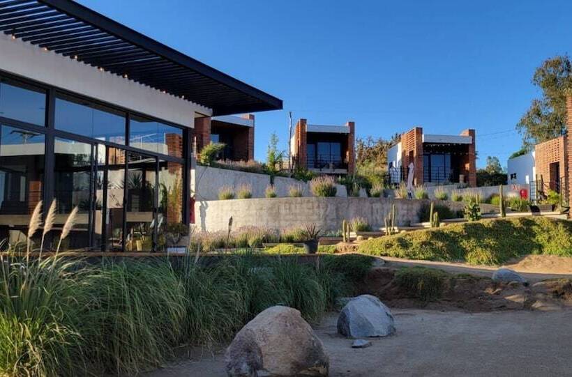 Отель Otero Valle De Guadalupe