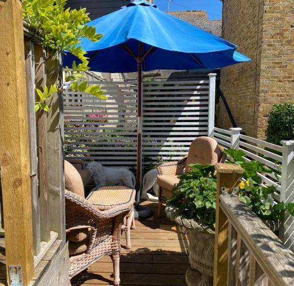 Пансион King Street Accomadation