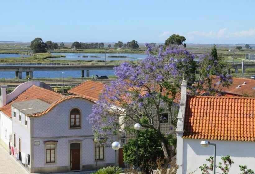 بنسيون Aveiro House