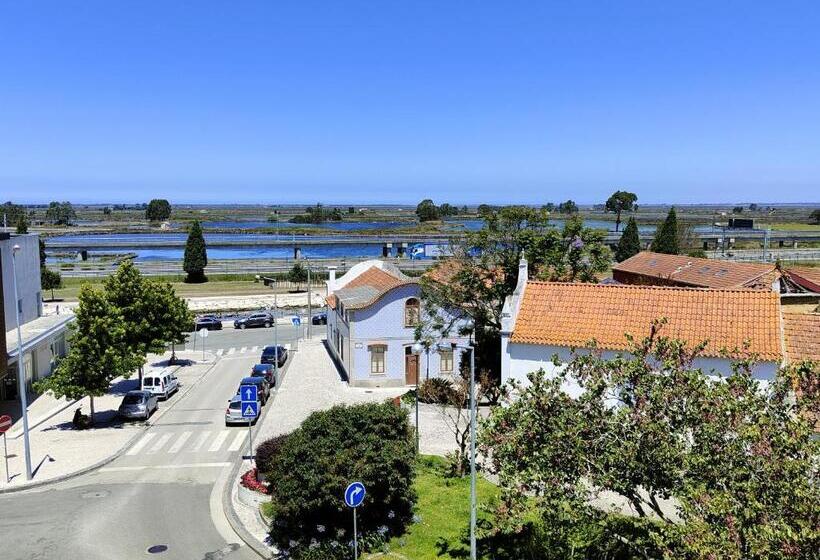 بنسيون Aveiro House